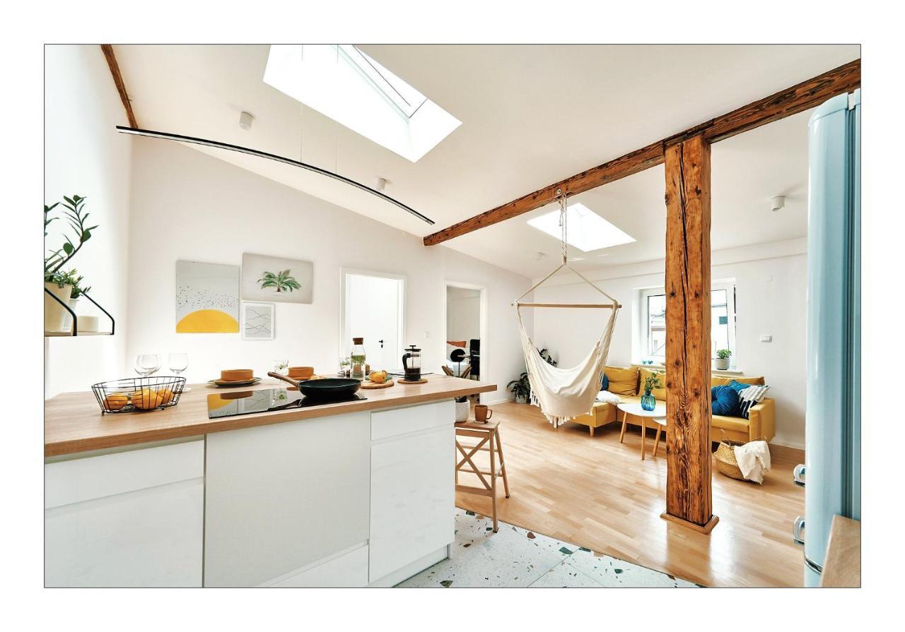 Sunny Apartment At The Heart Of Old Town كراكوفيا المظهر الخارجي الصورة